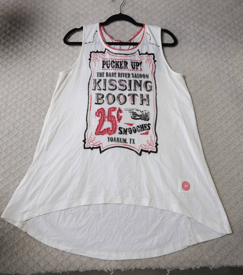 Double D Ranch Kissing Booth Tank Top Womens Pucker Up Hi-Low Lace-Up Size M